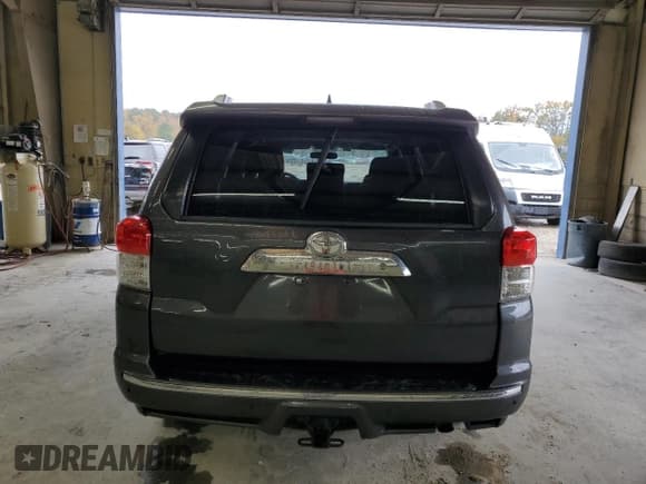 ✅ 2011 Toyota 4Runner SR5 • VIN: JTEZU5JR5B5019070 • Lot: 90699315. Listed on Copart with 160,526 mi. Free auction sales archive from the USA and detailed vehicle history report at DreamBid. Image 6.