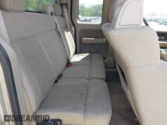 ✅ 2008 Ford F-150 STX • VIN: 1FTRX14W58FC30245 • Lot: 42198644. Listed on IAAI with Not provided. Free auction sales archive from the USA and detailed vehicle history report at DreamBid. Image 8.