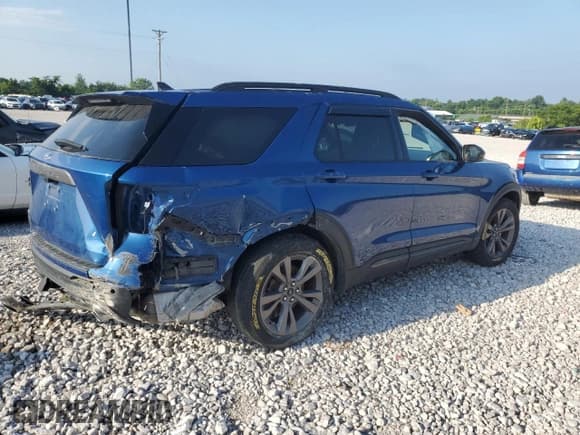 ✅ 2022 Ford Explorer XLT • VIN: 1FMSK7DH3NGA00029 • Lot: 69403685. Wystawiony na Copart z przebiegiem 75 597 mil. Bezpłatny archiwum sprzedaży aukcyjnych z USA i szczegółowy raport historii pojazdu na DreamBid. Zdjęcie 3.