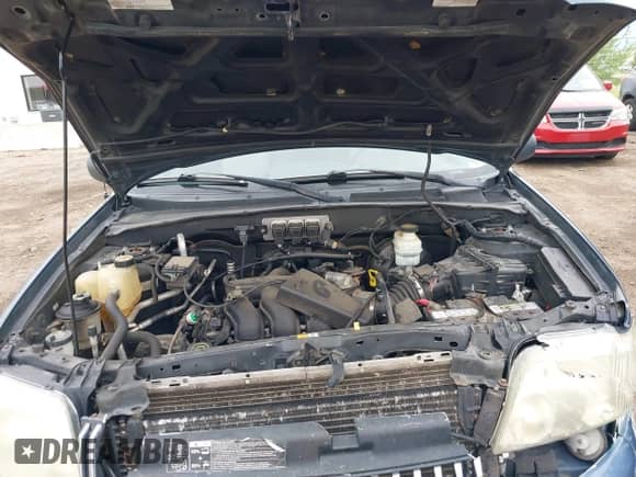 2006 Mercury Mariner Luxury с VIN 4M2YU57116DJ10134, выставлен на аукционе IAAI как лот 42663012 с пробегом 201 988 миль миль и . История ставок и продаж доступна на DreamBid. Изображение 10.