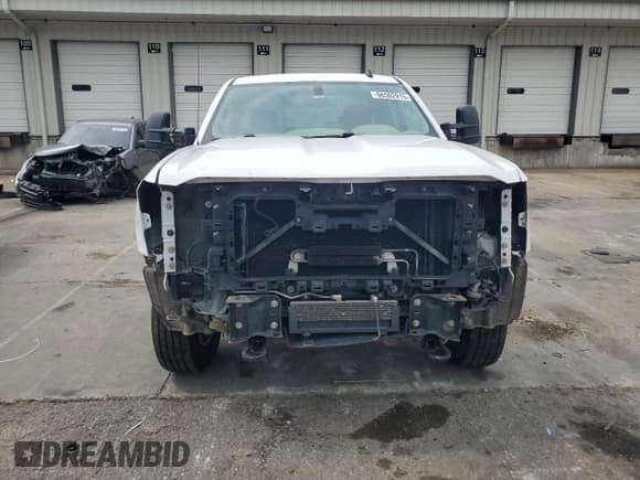 ✅ 2015 Chevrolet Silverado 2500HD LT • VIN: 1GC2KVEG5FZ104820 • Lot: 66502915. Wystawiony na Copart z przebiegiem 137 197 mil. Bezpłatny archiwum sprzedaży aukcyjnych z USA i szczegółowy raport historii pojazdu na DreamBid. Zdjęcie 5.