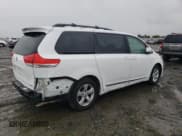 ✅ 2014 Toyota Sienna LE • VIN: 5TDKK3DC7ES481247 • Lot: 86280535. Listed on Copart with 73,333 mi. Free auction sales archive from the USA and detailed vehicle history report at DreamBid. Image 3.