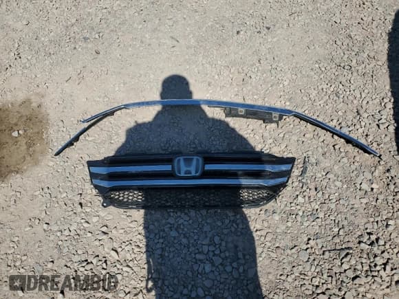 ✅ 2017 Honda Pilot Touring • VIN: 5FNYF6H92HB030802 • Лот: 67620635. Опубликован ранее на Copart с пробегом 251 017 миль. Бесплатный доступ к архиву аукционных продаж из США и подробный отчёт об истории автомобиля на DreamBid. Изображение 13.