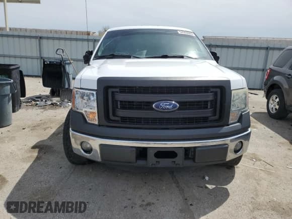 ✅ 2014 Ford F-150 XL • VIN: 1FTFX1CT1EKF80534 • Лот: 54909865. Опубликован ранее на Copart с пробегом 147 371 миль. Бесплатный доступ к архиву аукционных продаж из США и подробный отчёт об истории автомобиля на DreamBid. Изображение 5.