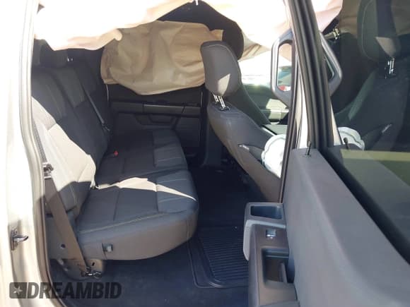 ✅ 2025 Ford F-150 STX • VIN: 1FTFW2L53SKD02370 • Lot: 43360940. Listed on IAAI with 8,517 mi. Free auction sales archive from the USA and detailed vehicle history report at DreamBid. Image 8.