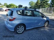 ✅ 2010 Honda Fit Sport • VIN: JHMGE8H44AC009868 • Лот: 62073225. Опубликован ранее на Copart с пробегом 169 737 миль. Бесплатный доступ к архиву аукционных продаж из США и подробный отчёт об истории автомобиля на DreamBid. Изображение 3.