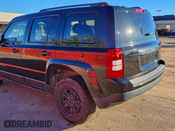 ✅ 2016 Jeep Patriot Sport • VIN: 1C4NJPBA6GD648916 • Лот: 97024555. Опубликован ранее на Copart с пробегом 88 114 миль. Бесплатный доступ к архиву аукционных продаж из США и подробный отчёт об истории автомобиля на DreamBid. Изображение 3.