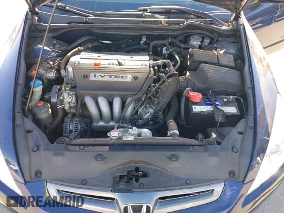 ✅ 2004 Honda Accord DX • VIN: 1HGCM55154A138800 • Lot: 43617472. Listed on IAAI with 35,894 mi. Free auction sales archive from the USA and detailed vehicle history report at DreamBid. Image 10.