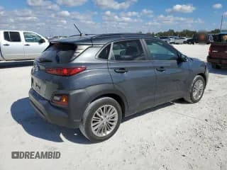 ✅ 2021 Hyundai Kona SEL • VIN: KM8K22AA1MU689188 • Лот: 40464364. Опубликован ранее на Copart с пробегом 15 161 миль. Бесплатный доступ к архиву аукционных продаж из США и подробный отчёт об истории автомобиля на DreamBid. Изображение 3.