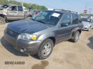 ✅ 2005 Ford Escape Limited • VIN: 1FMYU94155KA92695 • Lot: 42277767. Listed on IAAI with Not provided. Free auction sales archive from the USA and detailed vehicle history report at DreamBid. Image 2.