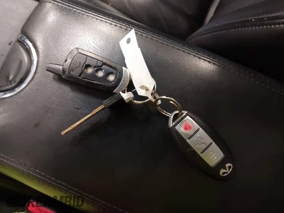 ✅ 2017 Infiniti QX50 • VIN: JN1BJ0RR4HM409259 • Lot: 43569322. Listed on IAAI with 141,626 mi. Free auction sales archive from the USA and detailed vehicle history report at DreamBid. Image 11.