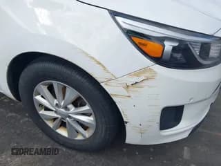 ✅ 2018 Kia Sedona LX • VIN: KNDMB5C18J6359981 • Lot: 43824171. Listed on IAAI with 159,646 mi. Free auction sales archive from the USA and detailed vehicle history report at DreamBid. Image 6.