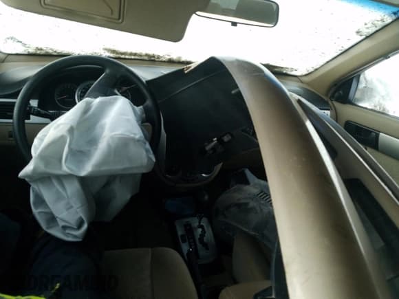 ✅ 2004 Chevrolet Optra • VIN: KL1JD52Z44K944399 • Лот: 83368844. Опубликован ранее на Copart с пробегом Не указан. Бесплатный доступ к архиву аукционных продаж из США и подробный отчёт об истории автомобиля на DreamBid. Изображение 8.