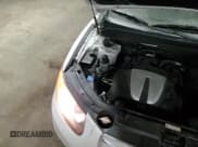 ✅ 2010 Hyundai Santa Fe Limited • VIN: 5NMSK4AG9AH341369 • Lot: 82395954. Listed on Copart with 199,818 mi. Free auction sales archive from the USA and detailed vehicle history report at DreamBid. Image 14.