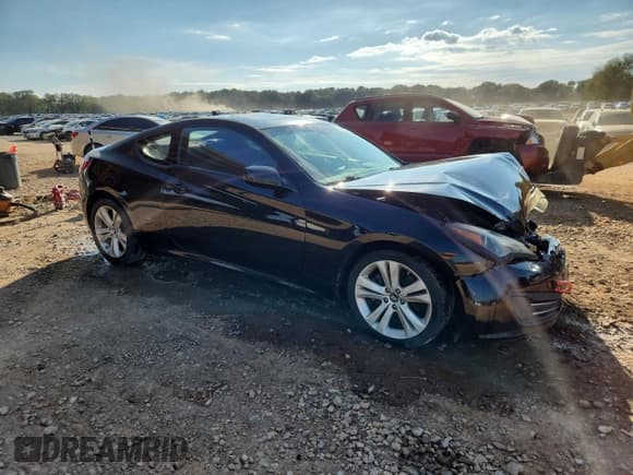 ✅ 2010 Hyundai Genesis Coupe • VIN: KMHHT6KD9AU009993 • Lot: 84393205. Wystawiony na Copart z przebiegiem 129 848 mil. Bezpłatny archiwum sprzedaży aukcyjnych z USA i szczegółowy raport historii pojazdu na DreamBid. Zdjęcie 4.