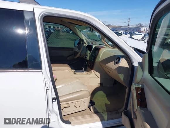 ✅ 2006 Ford Explorer Eddie Bauer • VIN: 1FMEU64E56UA48934 • Lot: 41807718. Listed on IAAI with 114,928 mi. Free auction sales archive from the USA and detailed vehicle history report at DreamBid. Image 5.