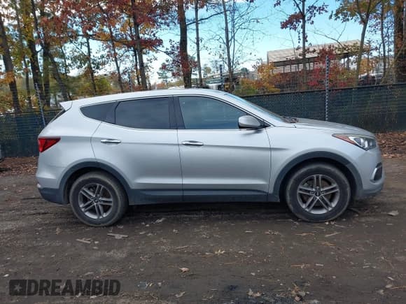 ✅ 2018 Hyundai Santa Fe 2.4L • VIN: 5XYZT3LB1JG572364 • Лот: 43632295. Опубликован ранее на IAAI с пробегом 118 241 миль. Бесплатный доступ к архиву аукционных продаж из США и подробный отчёт об истории автомобиля на DreamBid. Изображение 13.