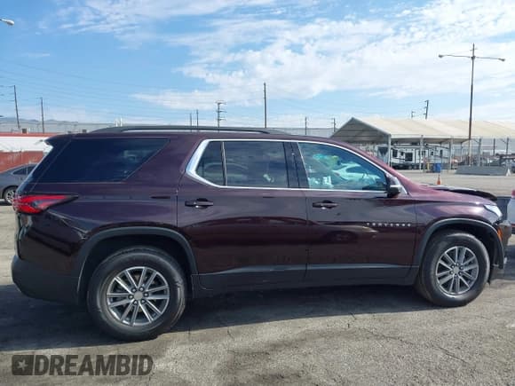 ✅ 2022 Chevrolet Traverse LT Cloth • VIN: 1GNERGKW5NJ187461 • Lot: 43067332. Listed on IAAI with 90,820 mi. Free auction sales archive from the USA and detailed vehicle history report at DreamBid. Image 14.