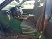 ✅ 2018 Chevrolet Silverado 1500 LT • VIN: 3GCPCREC9JG185398 • Lot: 65937215. Wystawiony na Copart z przebiegiem 91 661 mil. Bezpłatny archiwum sprzedaży aukcyjnych z USA i szczegółowy raport historii pojazdu na DreamBid. Zdjęcie 7.