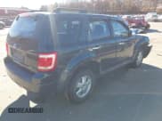 ✅ 2008 Ford Escape XLS • VIN: 1FMCU02Z58KB25956 • Лот: 43708145. Опубликован ранее на IAAI с пробегом 326 117 миль. Бесплатный доступ к архиву аукционных продаж из США и подробный отчёт об истории автомобиля на DreamBid. Изображение 4.