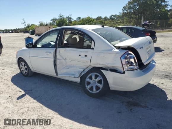 ✅ 2006 Hyundai Accent GLS • VIN: KMHCN46CX6U016680 • Лот: 48881085. Опубликован ранее на Copart с пробегом 49 262 миль. Бесплатный доступ к архиву аукционных продаж из США и подробный отчёт об истории автомобиля на DreamBid. Изображение 2.