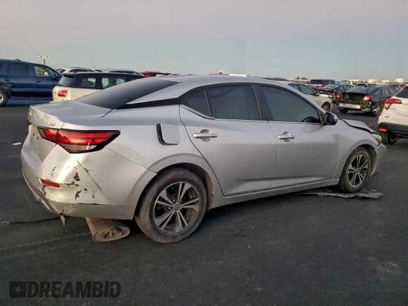 ✅ 2021 Nissan Sentra SV • VIN: 3N1AB8CV8MY238455 • Лот: 93916335. Опубликован ранее на Copart с пробегом 120 986 миль. Бесплатный доступ к архиву аукционных продаж из США и подробный отчёт об истории автомобиля на DreamBid. Изображение 3.