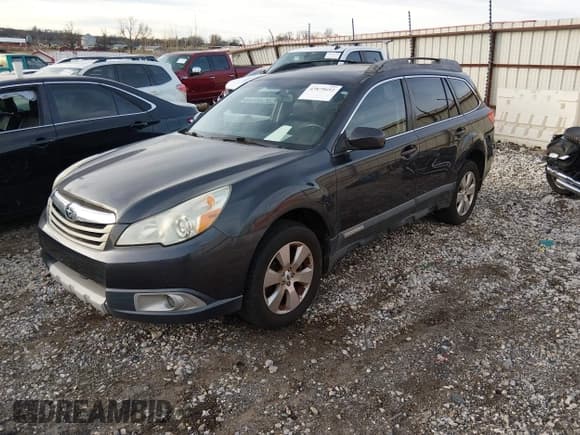 ✅ 2012 Subaru Outback Limited • VIN: 4S4BRDLC6C2295931 • Лот: 43879692. Опубликован ранее на IAAI с пробегом 171 919 миль. Бесплатный доступ к архиву аукционных продаж из США и подробный отчёт об истории автомобиля на DreamBid. Изображение 2.