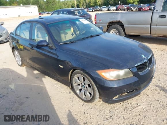 ✅ 2006 BMW 3 Series 325i • VIN: WBAVB13596KX48866 • Lot: 43079076. Wystawiony na IAAI z przebiegiem 161 504 mil. Bezpłatny archiwum sprzedaży aukcyjnych z USA i szczegółowy raport historii pojazdu na DreamBid. Zdjęcie 1.