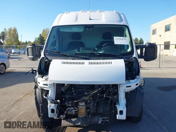 ✅ 2021 Ram ProMaster Cargo • VIN: 3C6LRVBG8ME584405 • Lot: 43599631. Listed on IAAI with 160,497 mi. Free auction sales archive from the USA and detailed vehicle history report at DreamBid. Image 13.