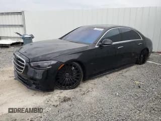 ✅ 2021 Mercedes-Benz S 580 • VIN: W1K6G7GB1MA022102 • Lot: 90332005. Wystawiony na Copart z przebiegiem 63 156 mil. Bezpłatny archiwum sprzedaży aukcyjnych z USA i szczegółowy raport historii pojazdu na DreamBid. Zdjęcie 1.