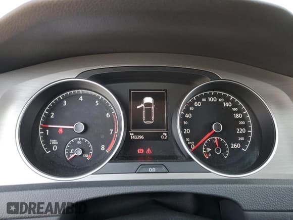 ✅ 2017 Volkswagen Golf S • VIN: 3VW017AU8HM507242 • Lot: 71098985. Wystawiony na Copart z przebiegiem 143 296 mil. Bezpłatny archiwum sprzedaży aukcyjnych z USA i szczegółowy raport historii pojazdu na DreamBid. Zdjęcie 9.