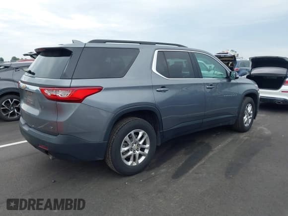 ✅ 2020 Chevrolet Traverse LT Cloth • VIN: 1GNERGKW5LJ196416 • Lot: 43304865. Wystawiony na IAAI z przebiegiem 127 451 mil. Bezpłatny archiwum sprzedaży aukcyjnych z USA i szczegółowy raport historii pojazdu na DreamBid. Zdjęcie 4.
