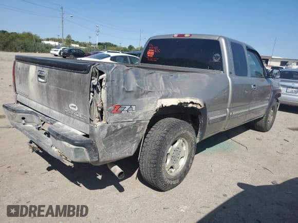 ✅ 2001 Chevrolet Silverado 1500 LT • VIN: 1GCEK19T41E113456 • Лот: 69626574. Опубликован ранее на Copart с пробегом 195 068 миль. Бесплатный доступ к архиву аукционных продаж из США и подробный отчёт об истории автомобиля на DreamBid. Изображение 3.