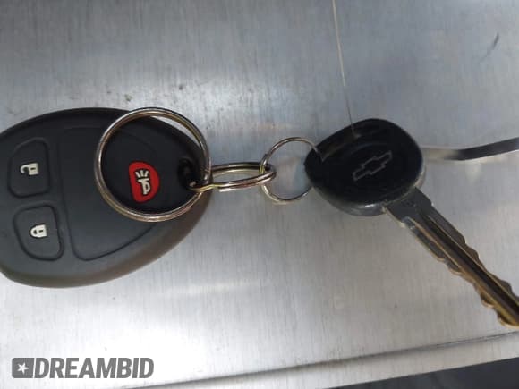 ✅ 2012 Chevrolet Silverado 1500 LT • VIN: 3GCPCSE07CG182788 • Лот: 43425855. Опубликован ранее на IAAI с пробегом 247 216 миль. Бесплатный доступ к архиву аукционных продаж из США и подробный отчёт об истории автомобиля на DreamBid. Изображение 11.