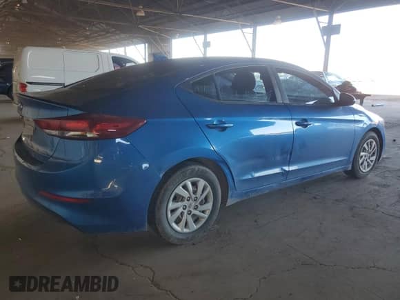 2017 Hyundai Elantra SE z VIN 5NPD74LF7HH201820, wystawiony jako Copart lot #82784725 z przebiegiem 346 253 mil mil oraz Szkoda całkowita • Salvage title. Historia ofert i sprzedaży dostępna na DreamBid. Obrazek 3.