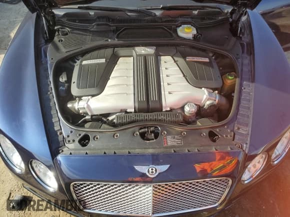 ✅ 2014 Bentley Flying Spur • VIN: SCBEC9ZA9EC096538 • Lot: 54035415. Wystawiony na Copart z przebiegiem 46 346 mil. Bezpłatny archiwum sprzedaży aukcyjnych z USA i szczegółowy raport historii pojazdu na DreamBid. Zdjęcie 11.