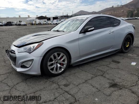 ✅ 2015 Hyundai Genesis Coupe R-Spec • VIN: KMHHU6KJ4FU129646 • Lot: 82434825. Listed on Copart with 119,063 mi. Free auction sales archive from the USA and detailed vehicle history report at DreamBid. Image 1.