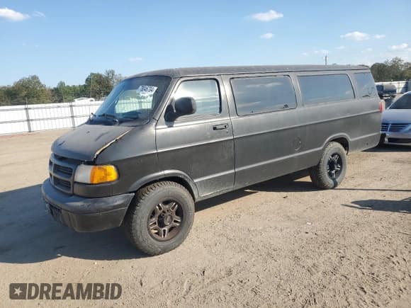✅ 2001 Dodge Passenger • VIN: 2B5WB35Z61K531497 • Lot: 78046704. Listed on Copart with 178,079 mi. Free auction sales archive from the USA and detailed vehicle history report at DreamBid. Image 1.