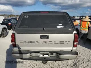 ✅ 2006 Chevrolet Silverado 1500 LS • VIN: 1GCEC19X66Z229127 • Лот: 77317294. Опубликован ранее на Copart с пробегом 79 876 миль. Бесплатный доступ к архиву аукционных продаж из США и подробный отчёт об истории автомобиля на DreamBid. Изображение 6.