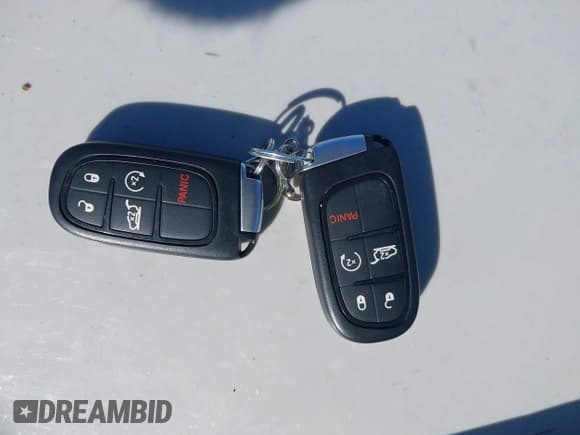 ✅ 2019 Jeep Cherokee Altitude • VIN: 1C4PJMLXXKD223718 • Lot: 42043756. Listed on IAAI with 62,073 mi. Free auction sales archive from the USA and detailed vehicle history report at DreamBid. Image 11.