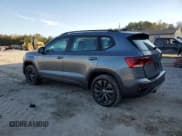 ✅ 2024 Volkswagen Taos S • VIN: 3VV5X7B23RM049195 • Лот: 93494065. Опубликован ранее на Copart с пробегом 19 364 миль. Бесплатный доступ к архиву аукционных продаж из США и подробный отчёт об истории автомобиля на DreamBid. Изображение 2.