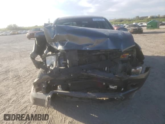 ✅ 2019 Toyota Tacoma SR5 • VIN: 5TFAX5GN3KX140441 • Lot: 91330725. Listed on Copart with 184,568 mi. Free auction sales archive from the USA and detailed vehicle history report at DreamBid. Image 5.