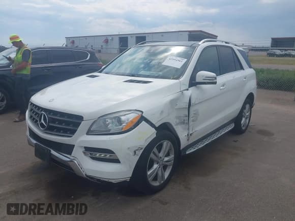 ✅ 2015 Mercedes-Benz M 350 • VIN: 4JGDA5HB1FA585672 • Лот: 42994961. Опубликован ранее на IAAI с пробегом 94 855 миль. Бесплатный доступ к архиву аукционных продаж из США и подробный отчёт об истории автомобиля на DreamBid. Изображение 17.