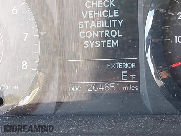 ✅ 2016 Toyota Sienna L • VIN: 5TDZK3DC2GS724321 • Lot: 43773404. Listed on IAAI with 264,851 mi. Free auction sales archive from the USA and detailed vehicle history report at DreamBid. Image 15.