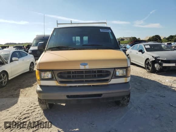 ✅ 2001 Ford Econoline Cargo • VIN: 1FTNE24241HB20207 • Lot: 43284425. Wystawiony na Copart z przebiegiem 157 949 mil. Bezpłatny archiwum sprzedaży aukcyjnych z USA i szczegółowy raport historii pojazdu na DreamBid. Zdjęcie 5.
