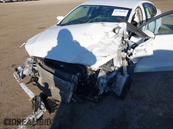 ✅ 2018 Ford Fusion SE • VIN: 3FA6P0H7XJR188685 • Лот: 43741169. Опубликован ранее на IAAI с пробегом 120 625 миль. Бесплатный доступ к архиву аукционных продаж из США и подробный отчёт об истории автомобиля на DreamBid. Изображение 6.