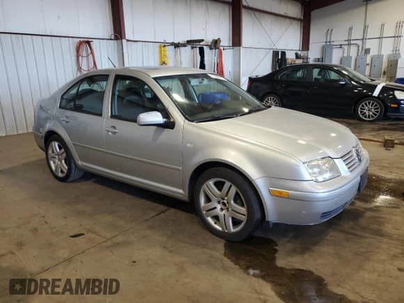 ✅ 2003 Volkswagen Jetta GLS • VIN: 3VWSE69MX3M078979 • Lot: 71838145. Listed on Copart with 92,541 mi. Free auction sales archive from the USA and detailed vehicle history report at DreamBid. Image 4.