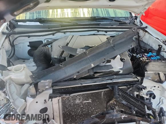 ✅ 2011 Toyota Tacoma • VIN: 3TMLU4EN6BM061642 • Lot: 81874815. Listed on Copart with 141,752 mi. Free auction sales archive from the USA and detailed vehicle history report at DreamBid. Image 11.