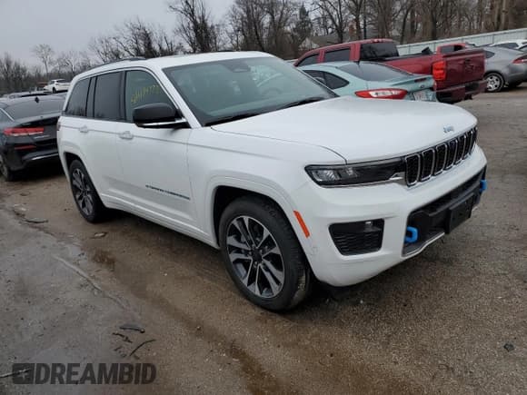 ✅ 2022 Jeep Grand Cherokee Overland • VIN: 1C4RJYD68N8759747 • Lot: 81474773. Listed on Copart with 12,506 mi. Free auction sales archive from the USA and detailed vehicle history report at DreamBid. Image 4.