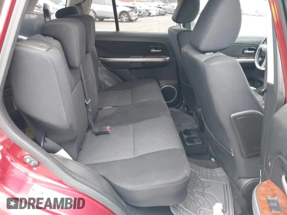 ✅ 2006 Suzuki Grand Vitara XSport • VIN: JS3TD944564104294 • Lot: 42076005. Listed on IAAI with 83,814 mi. Free auction sales archive from the USA and detailed vehicle history report at DreamBid. Image 8.